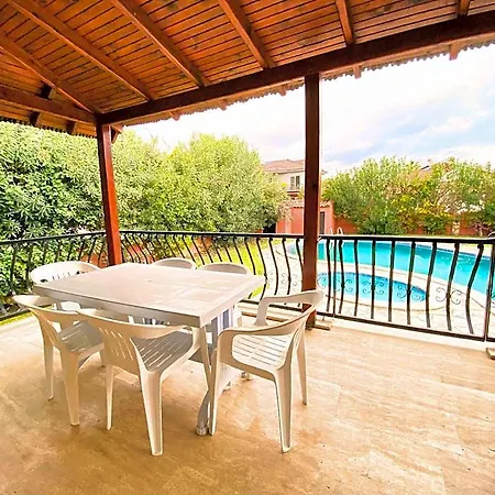 Lochville 2 Bedroom With Private Pool 3*