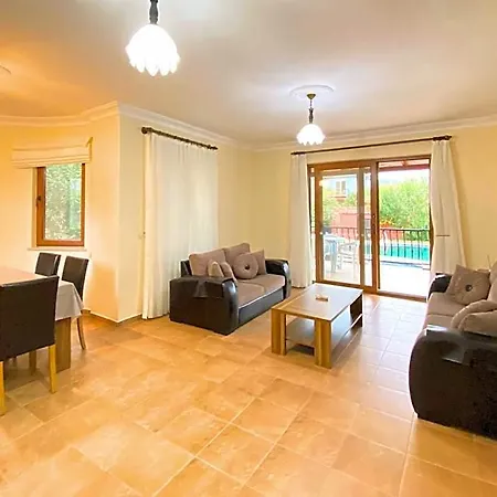 Lochville 2 Bedroom With Private Pool 3* דליאן